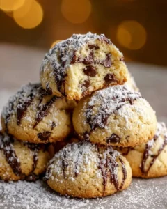 Delicious cannoli cookies filled with creamy ricotta and chocolate chips